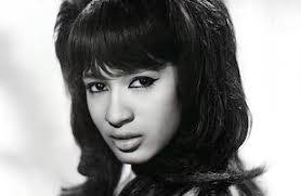 Ronnie Greenfield's Instagram, Twitter & Facebook