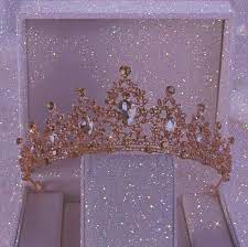 Pin By Delia Bcc On Queen In 2021 Crown Aesthetic Glitter Photography Pink Tumblr Aesthetic