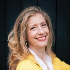 Phoebe Archbell's Instagram, Twitter & Facebook