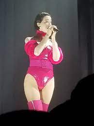 St. Vincent (Electric Factory, Philadelphia, PA, November 28, 2017) | I  Just Read About That...