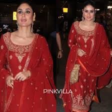 7 017 Likes 18 Comments Pinkvilla Pinkvilla On Instagram Kareena Kapoor Khan Looks Gorgeous In An All Kareena Kapoor Khan Fashion Dresses Bengali Bride