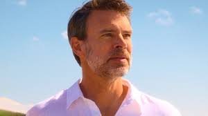 He'll always be Noel Crane to me. 🤭