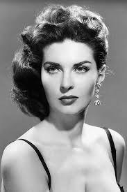 Lynn Cartwright : biographie, filmographie, photos & vidéos