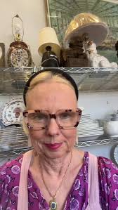 Aynsley “Cottage Garden” #consignment #antiques #vintage #makeityours  #homedecor #grandmillennial #homedecor #england #shoponline