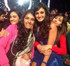 Born in delhi, she was one of the winners of the channel v's reality show popstars, subsequently being chosen for aasma. Mohan Sisters Mukti Mohan Kriti Mohan Shakti Mohan Neeti Mohan Female Singers Shakti Singer