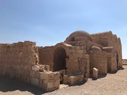 Lawrence adalah seorang arkeolog, perwira militer, diplomat, dan penulis britania.dia terkenal karena peran penghubungnya selama kampanye sinai dan palestina dan pemberontakan arab melawan kesultanan utsmaniyah selama perang dunia pertama.karena kegiatan dan pergaulannya yang luas dan beragam, dan kemampuannya untuk menggambarkannya dengan. Ahmad Al Jallad Pa Twitter And The Second Stop Qusayr Amra The Most Famous Of The Desert Castles Know For Its Beautiful Frescos Https T Co Ku4lpvy6fl Jonesingforarabic Https T Co Zlioe0jml9