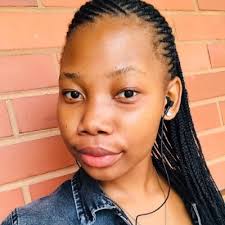 Unexpected news as it was just recently revealed that aka's fiance nelli tembe tried to commit su_cide by jumping out of 10th floor building a pepper club in cape town. Nelly Tembe Mandosiomuhle Twitter