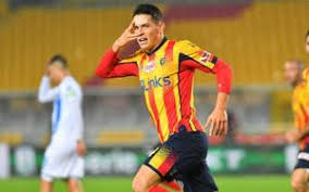 Trenitalia frecce operates a train from lecce to pescara centrale twice daily. Serie B Lecce Pescara 3 1 Super Stepinski La Gazzetta Dello Sport