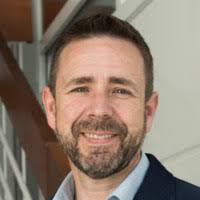 10+ profils pour “Wallace”