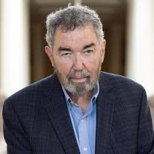 Lynn Moak's Instagram, Twitter & Facebook