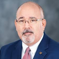 Larry Templeton's Instagram, Twitter & Facebook