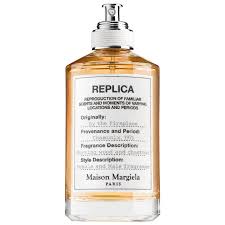 Whispers in the library is presented in an eau de toilette format and is available in the standard bottles of 100. Maison Margiela Replica By The Fireplace Reviews Photos Ingredients Makeupalley