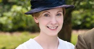 Downton Abbey: 10 Hidden Details About Anna Bates's Costume You Didn't  Notice