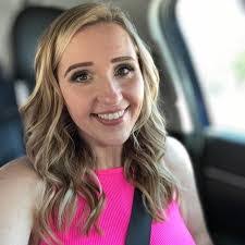 Erica Lynne's Instagram, Twitter & Facebook