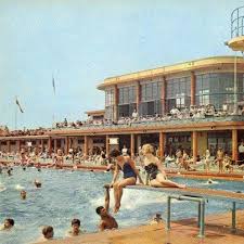 Saltdean Lido Outdoor Swimming Pool In The Late 1970s Brighton Uk Brighton Rock Brighton Sussex Rock Pools