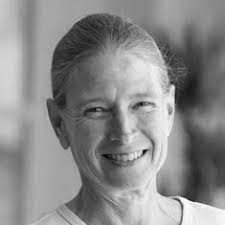 T W T H O U SAN EN Y