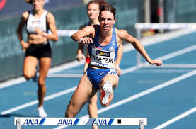 Maybe you would like to learn more about one of these? Carolina Krafzik Und Constantin Preis Zwei Leichtathleten Und Ihre Olympia Plane Sport Stuttgarter Nachrichten
