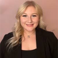 Aimee Elkins's Instagram, Twitter & Facebook