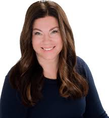 Nicole Ferry's Instagram, Twitter & Facebook