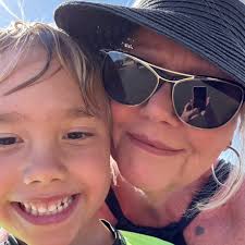 Does anyone have a good esthetician they recommend!