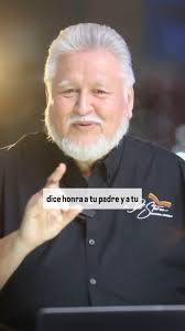 Honra a tu Padre y a tu Madre, uno de los mandamientos que nos dejó el  Señor.,  #drstevenbenavides#mandamientos#video#reel#consejos#educacion#enseñanza