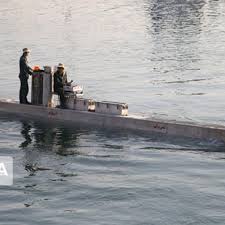 Submarine synonyms, submarine pronunciation, submarine translation, english dictionary definition of submarine. Submarine Movements On Iran S Doorstep Military And Legal Implications The Washington Institute
