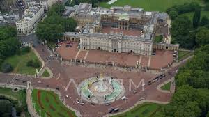 Recreation of a royal victorian dinner in the state dining room at buckingham palace on july 17, 2019 in london, england. Buckingham Palace London Aerial Stock Footage Ax114 171 4k Youtube Youtube