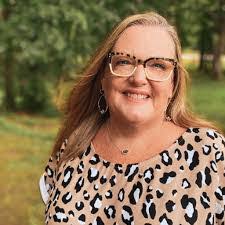 Brenda Romeo's Instagram, Twitter & Facebook