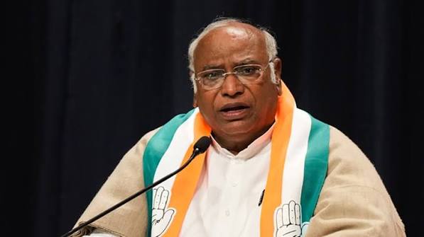 Patna Congress Event Turns Chaotic