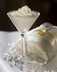 Wedding Cake Martini Recipe Yummy Drinks Vanilla Vodka Cocktail Recipes