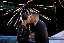 Adelaide Kane As Mia Pearson In A Midnight Kiss On Hallmark Channel Hallmark Movies Hallmark Channel Adelaide Kane