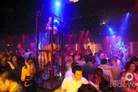 The nightclubs open around 11 pm. Ransom Mondays At Mokai World Red Eye World Red Eye