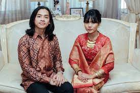 Nanti jg bs menilai sendiri,mana yg baik dan mana yg terbaik. Cewek Batak Memang Paling Cocok Sama Cowok Jawa Ini Alasan Logisnya