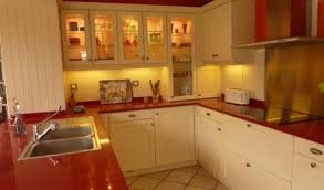 Deco Cuisine Rouge Et Beige Deco Cuisine Rouge Cuisine Rouge Cuisines Design