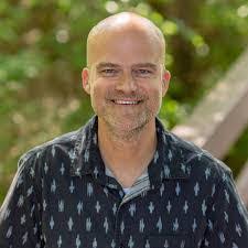 Chris Buggs's Instagram, Twitter & Facebook