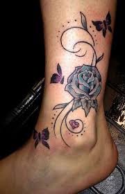 Vemos El Tatuaje De Flores En El Tobillo Y Pie De Una Chica Disenos De Tatuajes En El Tobillo Tatuajes De Brazalete En El Tobillo Tatuajes Tobillo Tatuajes para mujer media manga. tatuajes de brazalete en el tobillo