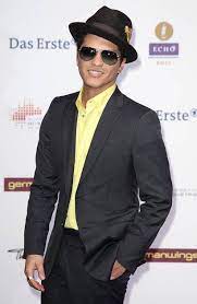 My Fav Song Right Now Is Treasure By Bruno Mars His Clean Music Is Sooooo Good Nice Dresses Bruno Mars Guys