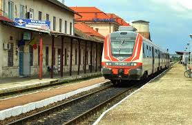 Trains from satu mare to oradea: Trenurile Soarelui De La Satu Mare La Marea NeagrÄƒ Intr O Zi VÄƒ Piere Cheful De VacanÈ›Äƒ