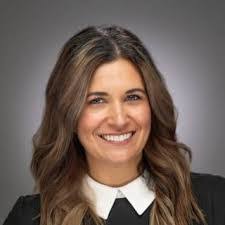 Lisa Goehring's Instagram, Twitter & Facebook