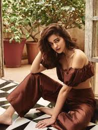 Ananya Pandey Hot Instagram Pics Chunky Pandey Hot Daughter Amazing Pics Ananya panday's instagram is on fire, thanks to her hot fashion. ananya pandey hot instagram pics