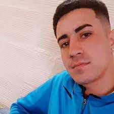 Aaron Najar's Instagram, Twitter & Facebook