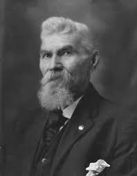 POSTED BY DANIEL FLORA TO THE FORD COUNTY, ILLINOIS HERITAGE PAGE ON 27 MAY  2015 Civil War Veteran Johann Heinrich Roeder. Born in Germany Heinrich  came to America in 1862. At 17