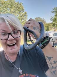 Catty wranglin' in my Yak at Spruce Run