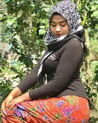 Pin By Abukk On Awek Tudung Beautiful Muslim Women Fashion Beautiful Hijab