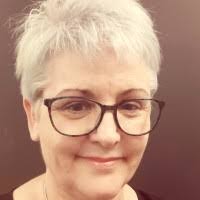 100+ perfiles de «Kyra»