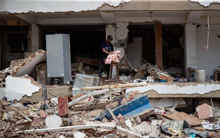 Venezuela se centra en la remoción de escombros y en recuperar cuerpos tras  partida de rescatistas | El Informador