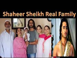 #shaheersheikh #mahabhart #starplus #goldminestelefilms #arjun #primetime. Shaheer Sheikh Real Wife Parents With Children Family Photos Youtube