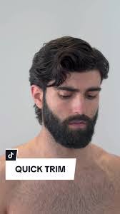 Fernando Beard's Instagram, Twitter & Facebook