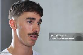 1,075 Danny Leon Photos & High Res Pictures