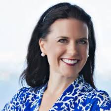 Shari Dwyer's Instagram, Twitter & Facebook